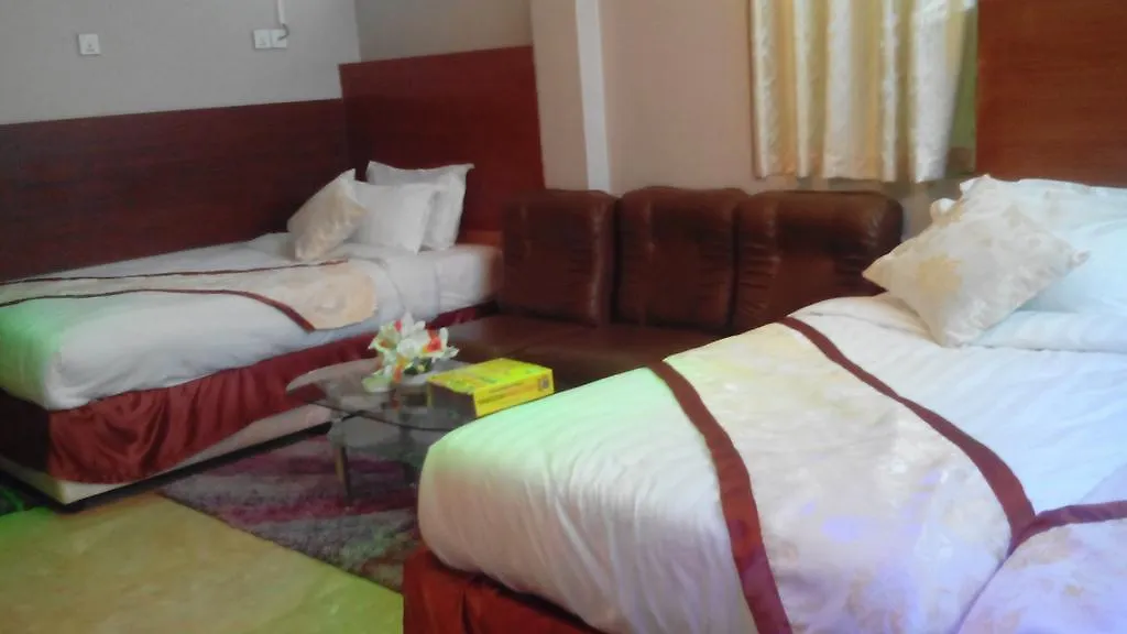 **  International City Hotel Yangon Birmanie